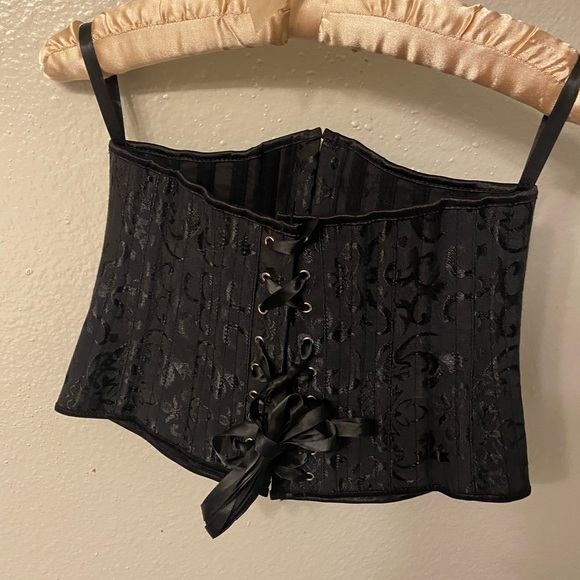 Underbust corset, Steel Boned - Picture 3 of 4